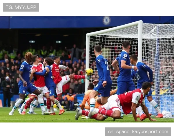 比赛第70分钟，兰斯利用角球机会头球破门，1-0领先